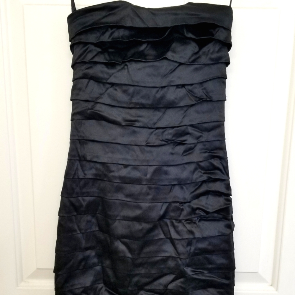Bebe strapless satin ruffle little black dress XXS